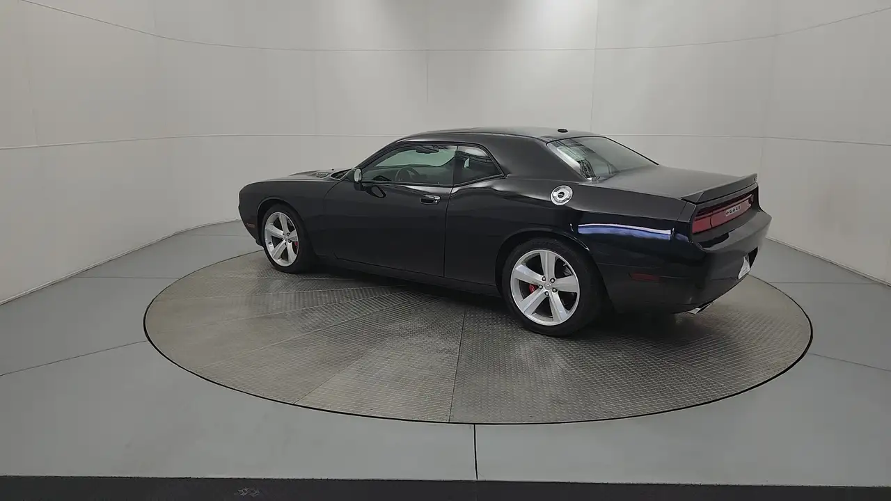 Dodge Challenger photo Dodge Challenger