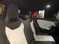 Mercedes-Benz A 180 A 180  AMG-Line Weiß - thumbnail 48