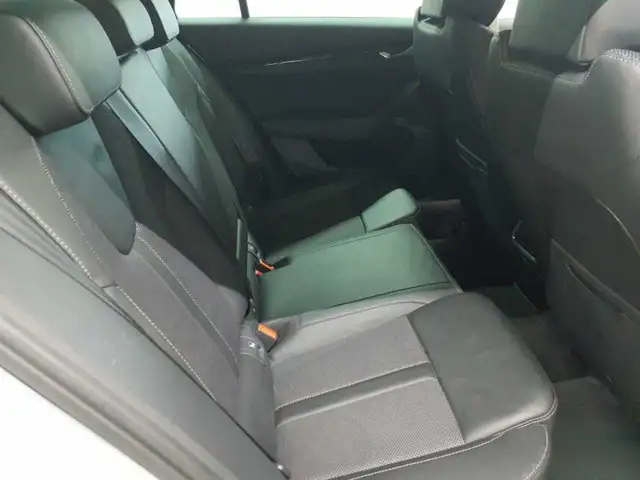 Skoda Octavia view 14