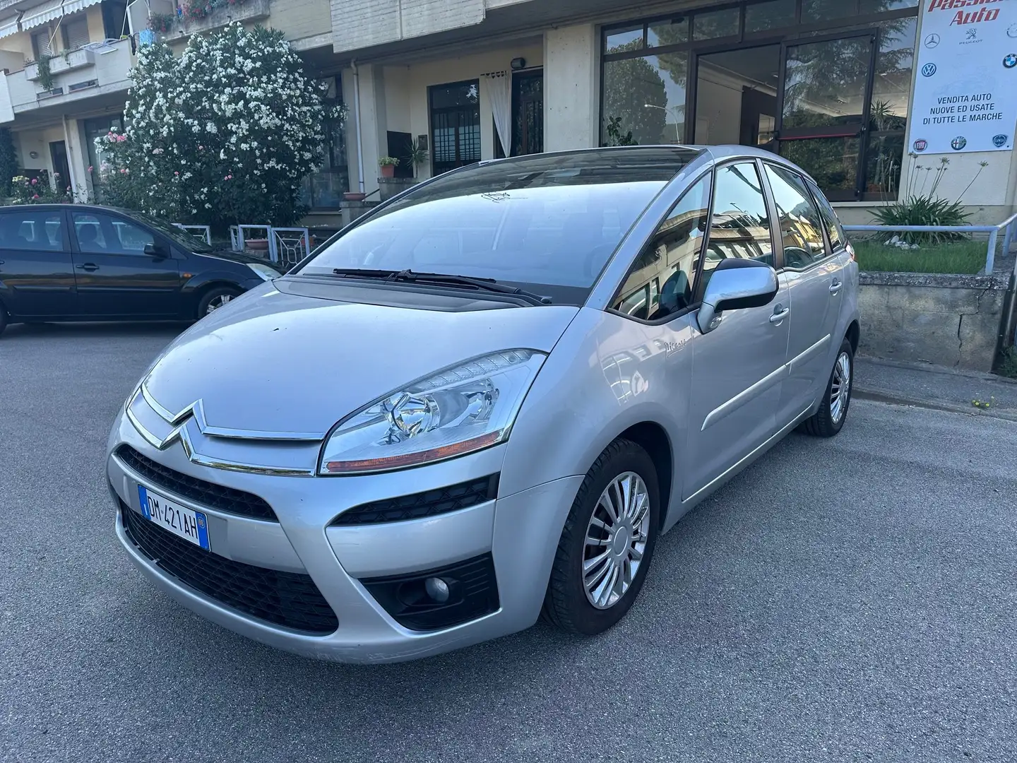 Citroen C4 Picasso Argento - 1
