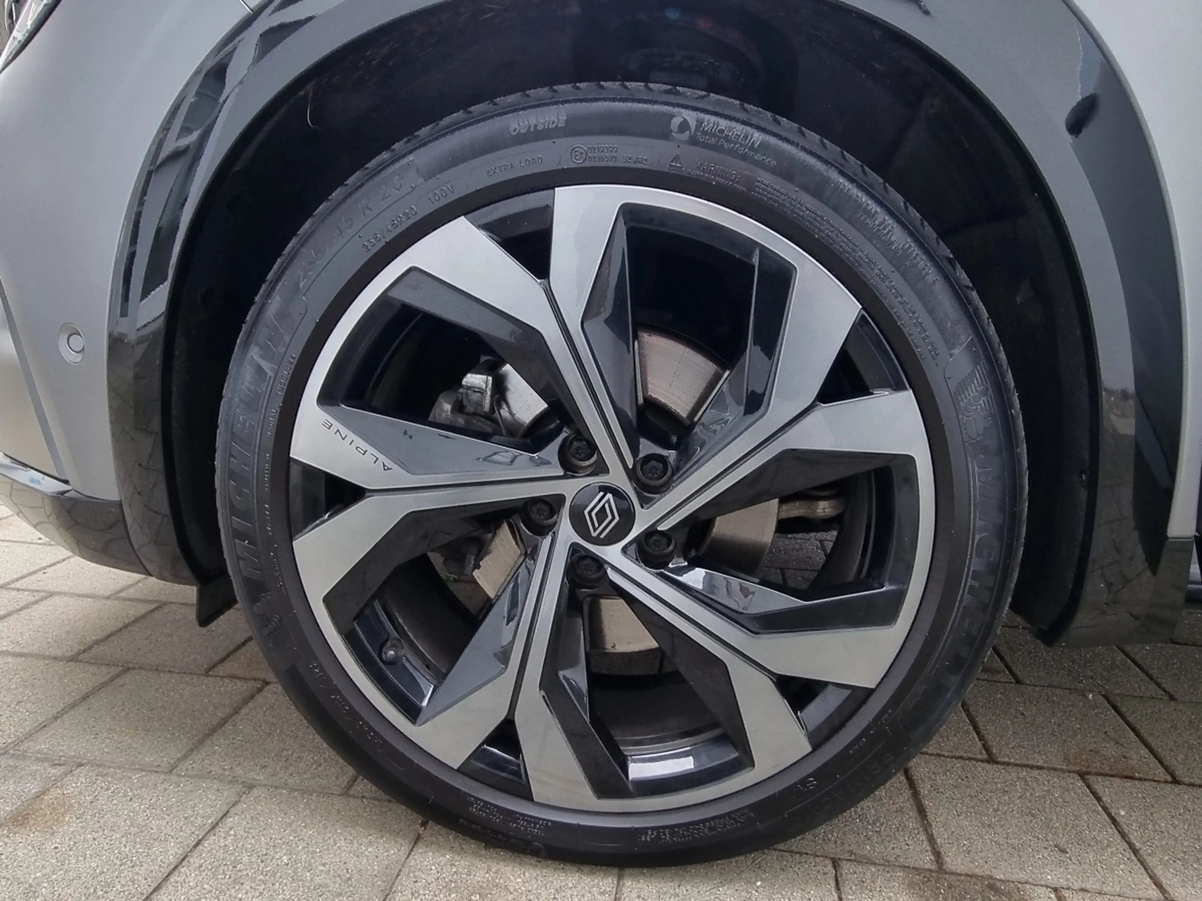 Renault Austral Iconic Esprit Alpine E-Tech full hybrid 200 — photo 12
