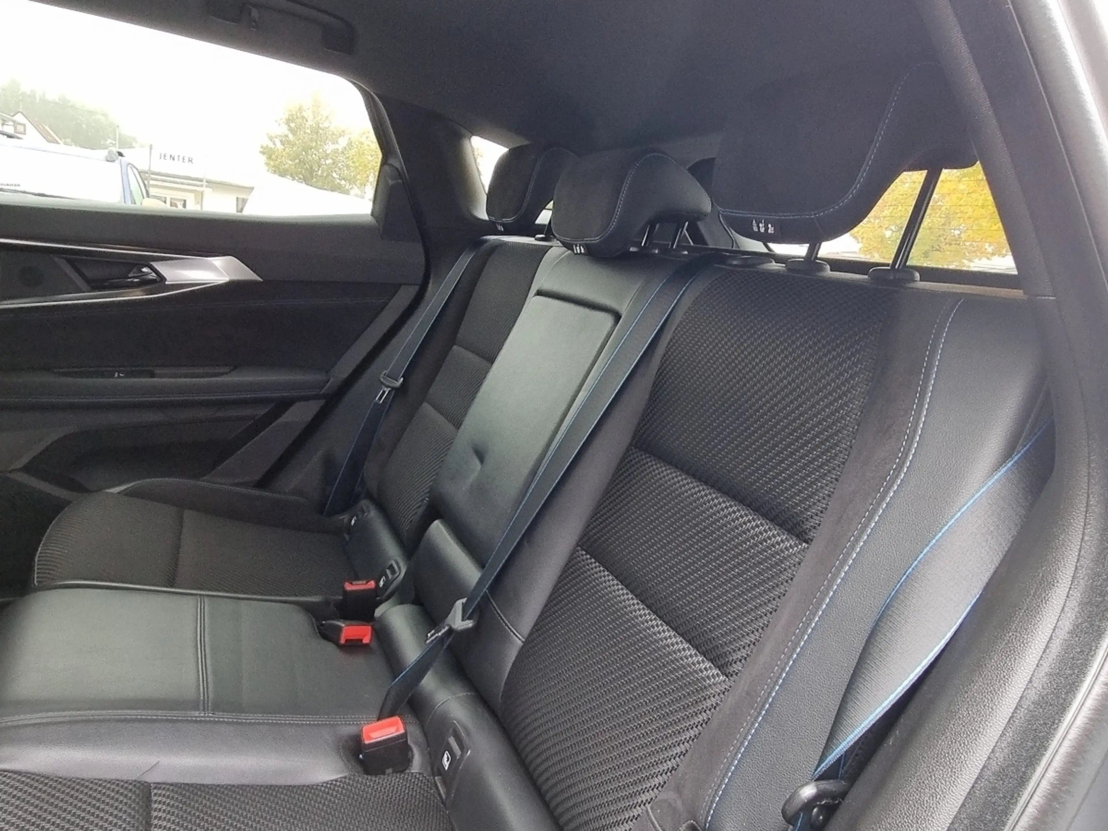 Renault Austral Iconic Esprit Alpine E-Tech full hybrid 200 — photo 8