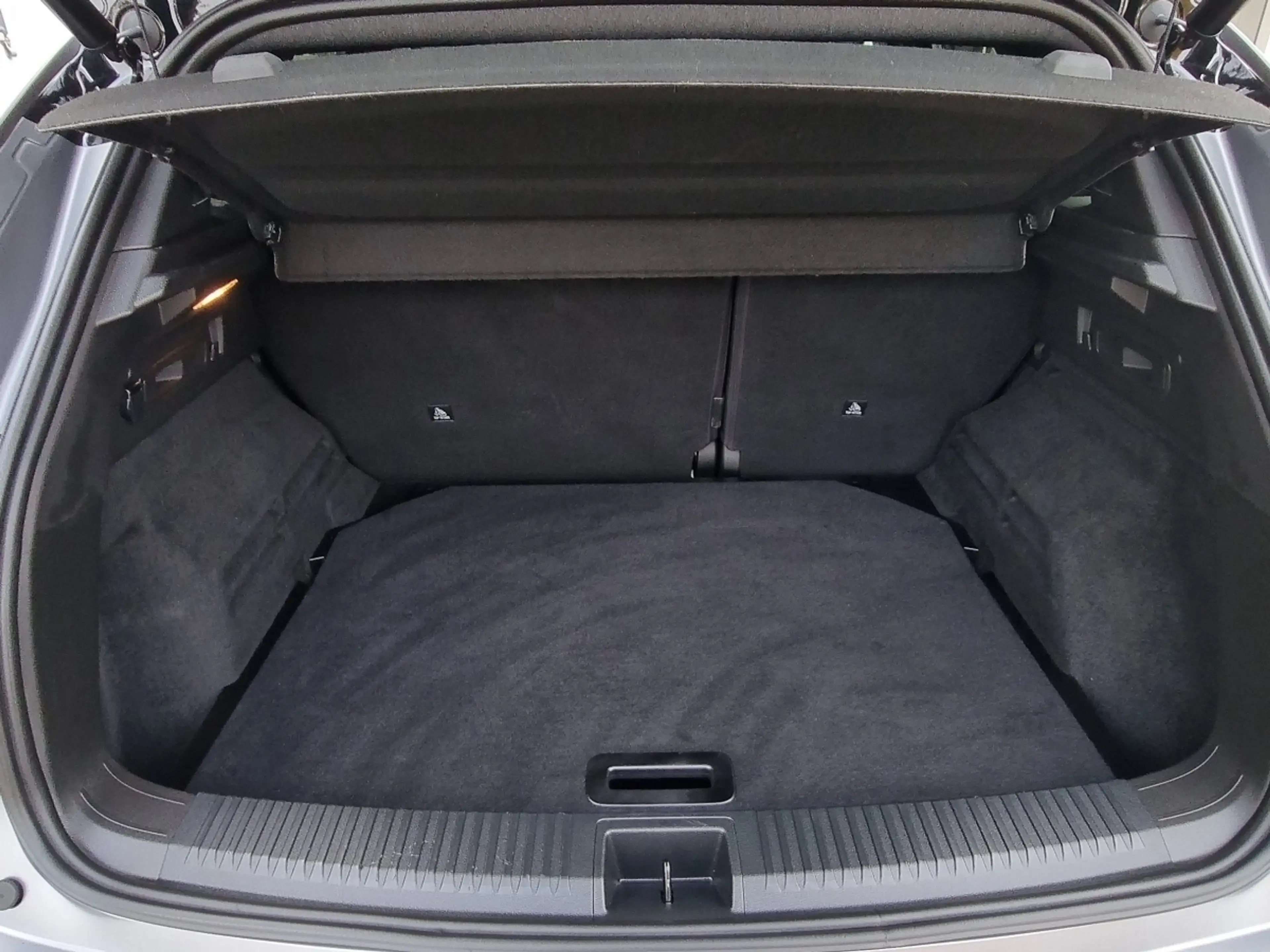 Renault Austral Iconic Esprit Alpine E-Tech full hybrid 200 — photo 6