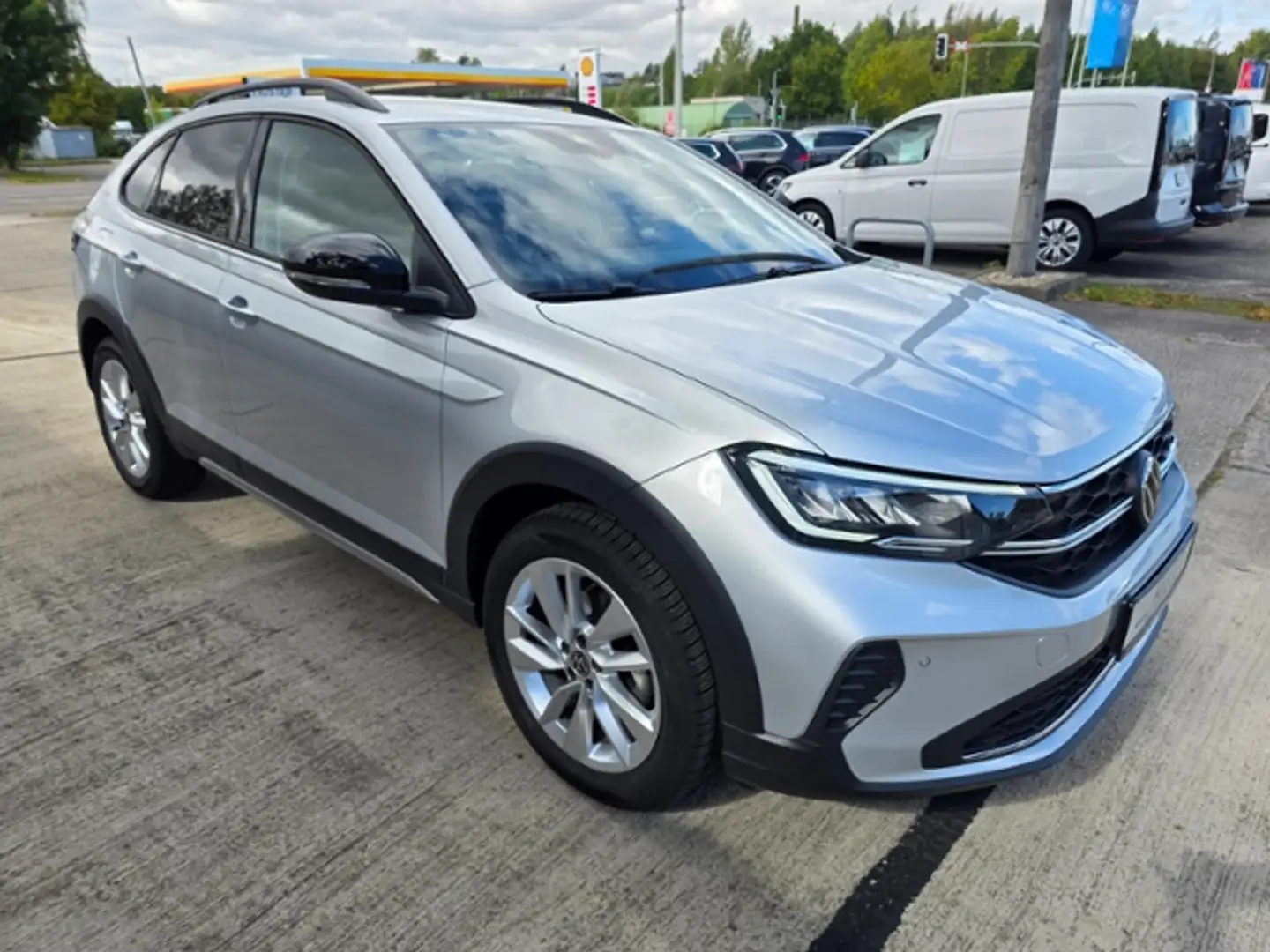 Volkswagen Taigo Goal 1.0 TSI DSG **NUR 4989 KM** Silber - 2