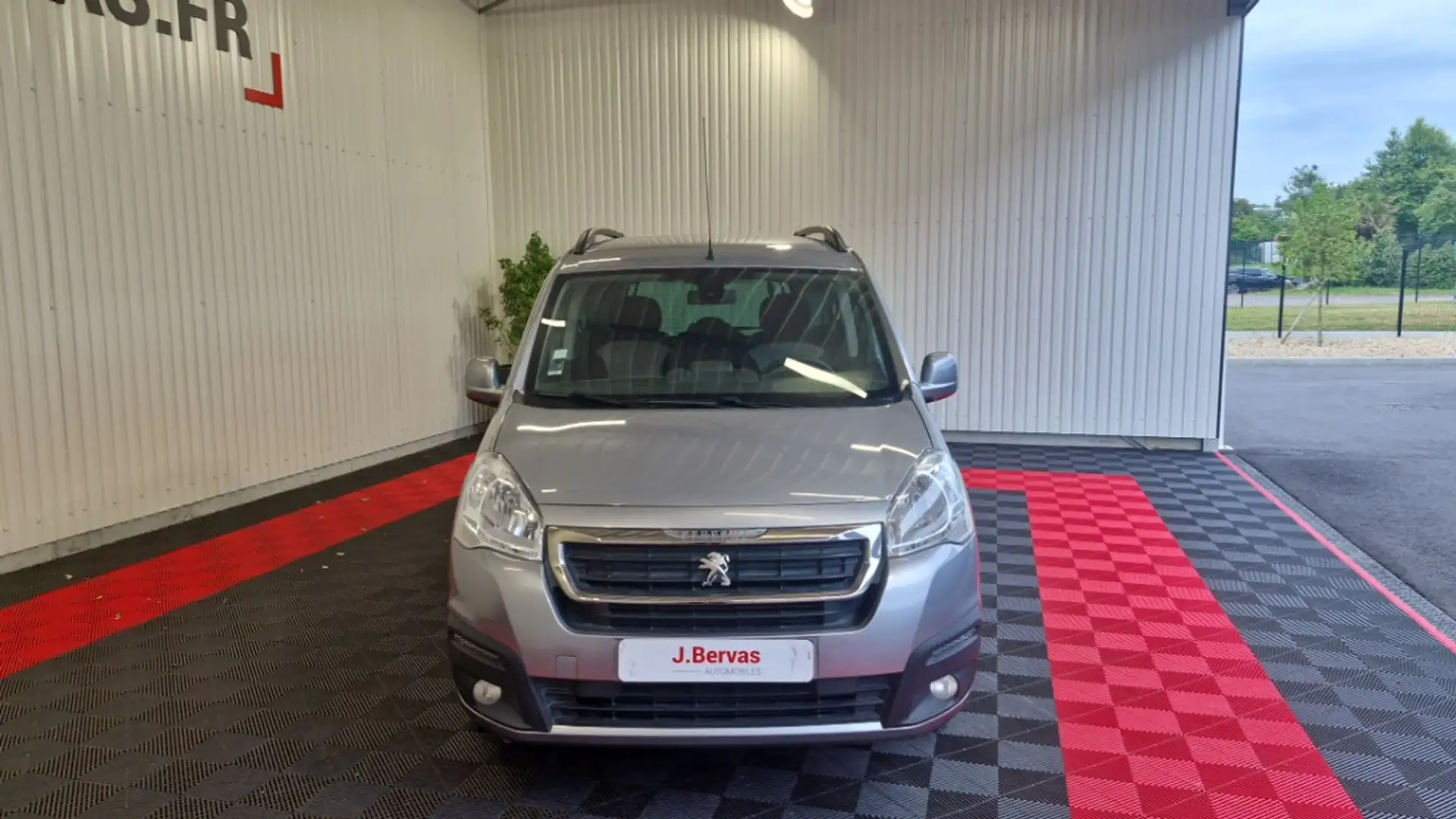 Peugeot E- 67 CH ACTIVE - 2