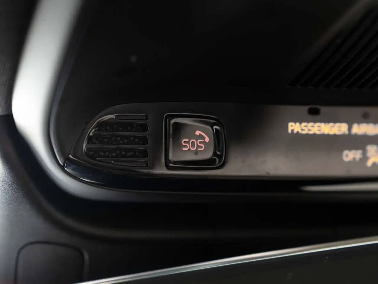 Volvo S60 снимка Volvo S60