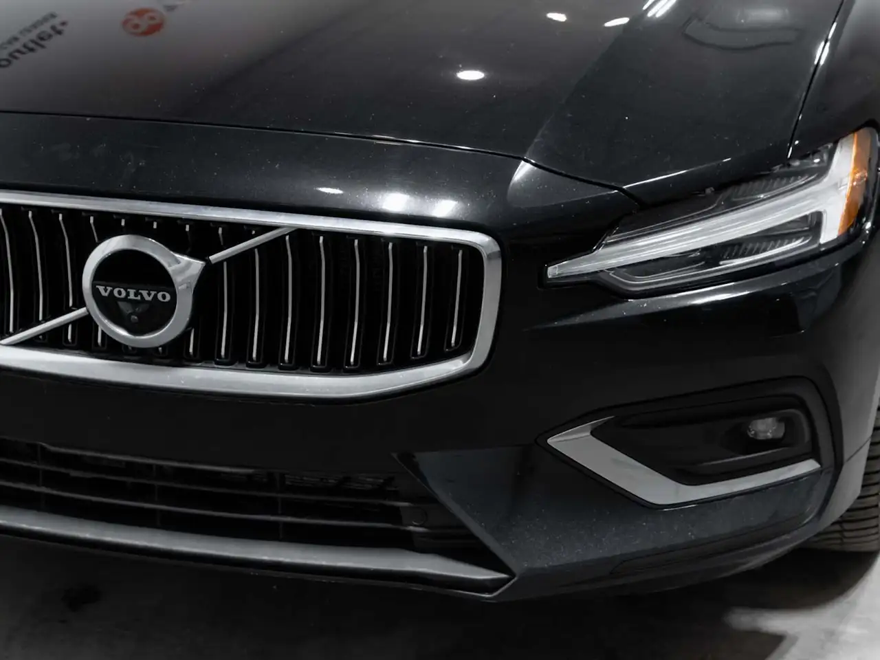 Volvo S60 снимка Volvo S60