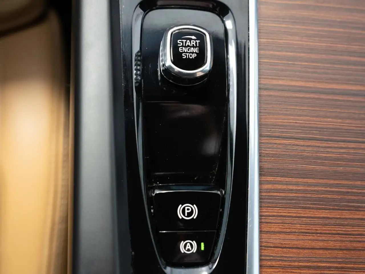 Volvo S60 снимка Volvo S60