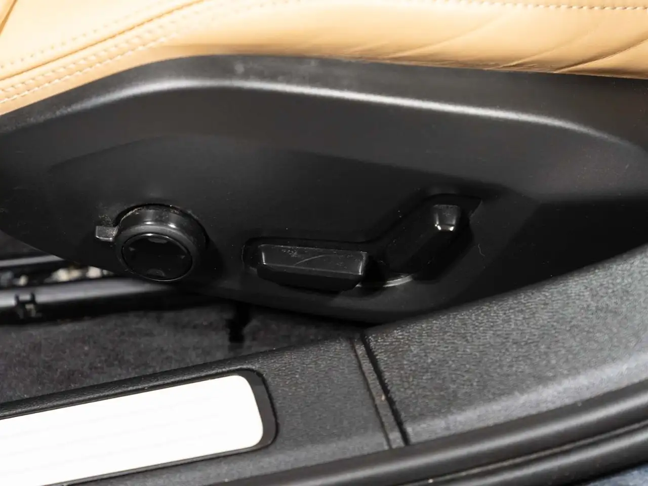 Volvo S60 снимка Volvo S60