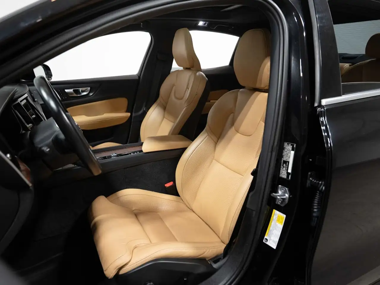 Volvo S60 снимка Volvo S60