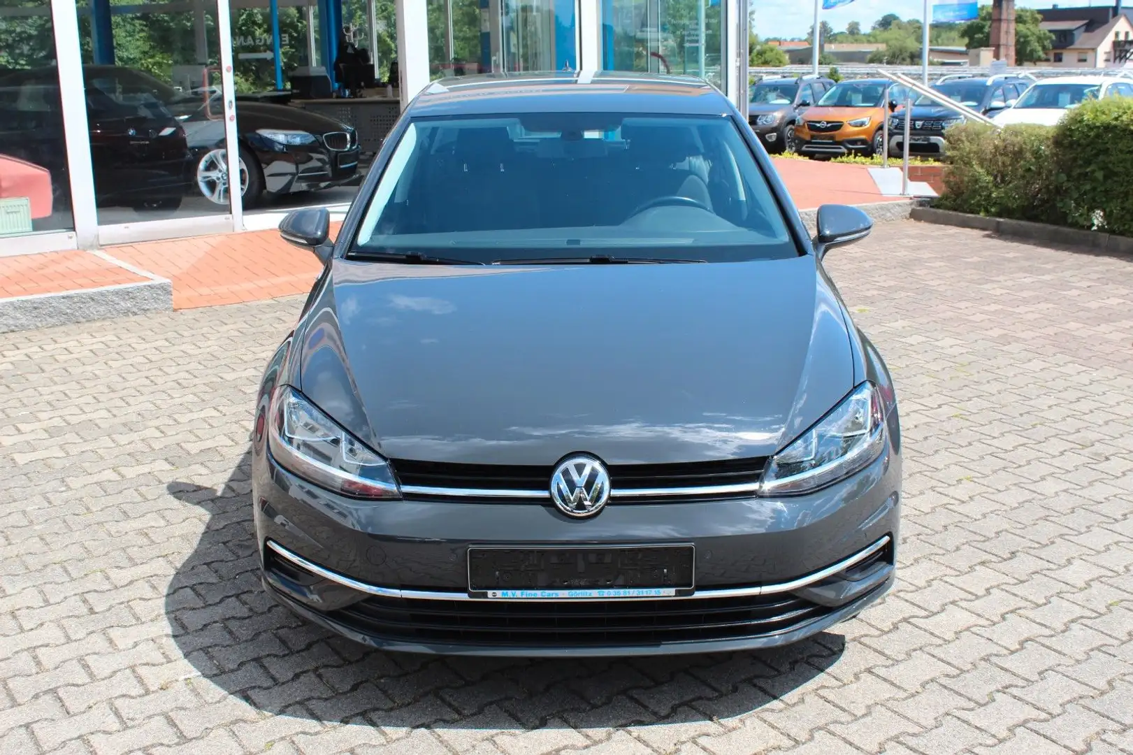 Volkswagen Golf 1.0 TSI DSG Comfortline Grau - 2