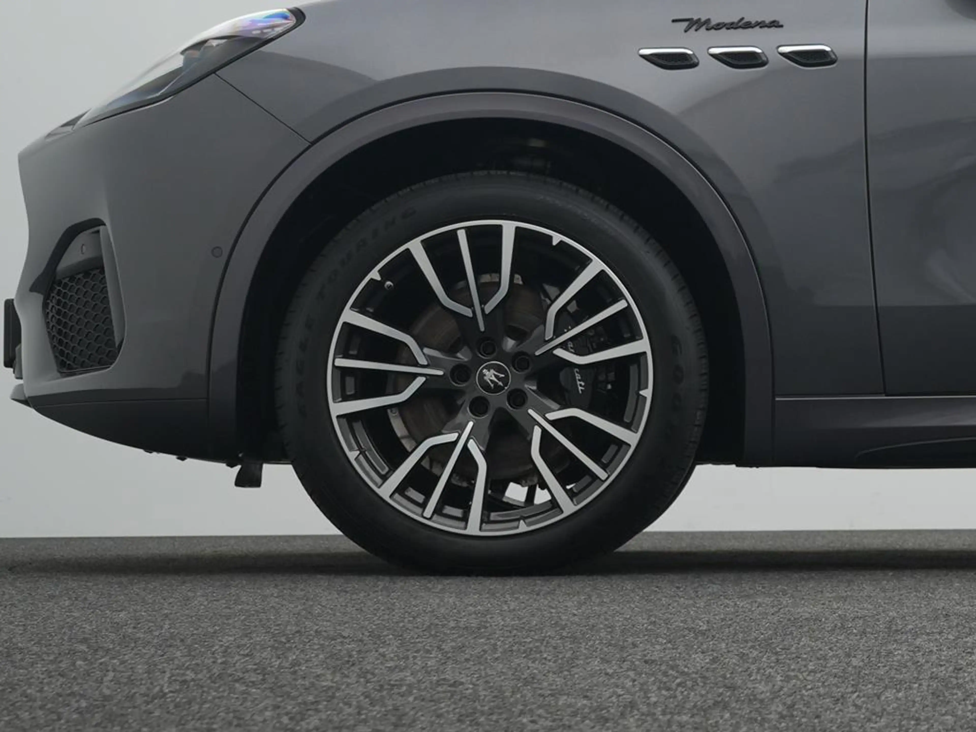 Maserati Grecale Modena 2.0 MHEV 4WD — photo 10