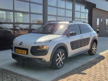 1.2 PureTech Feel | Trekhaak | Navigatie