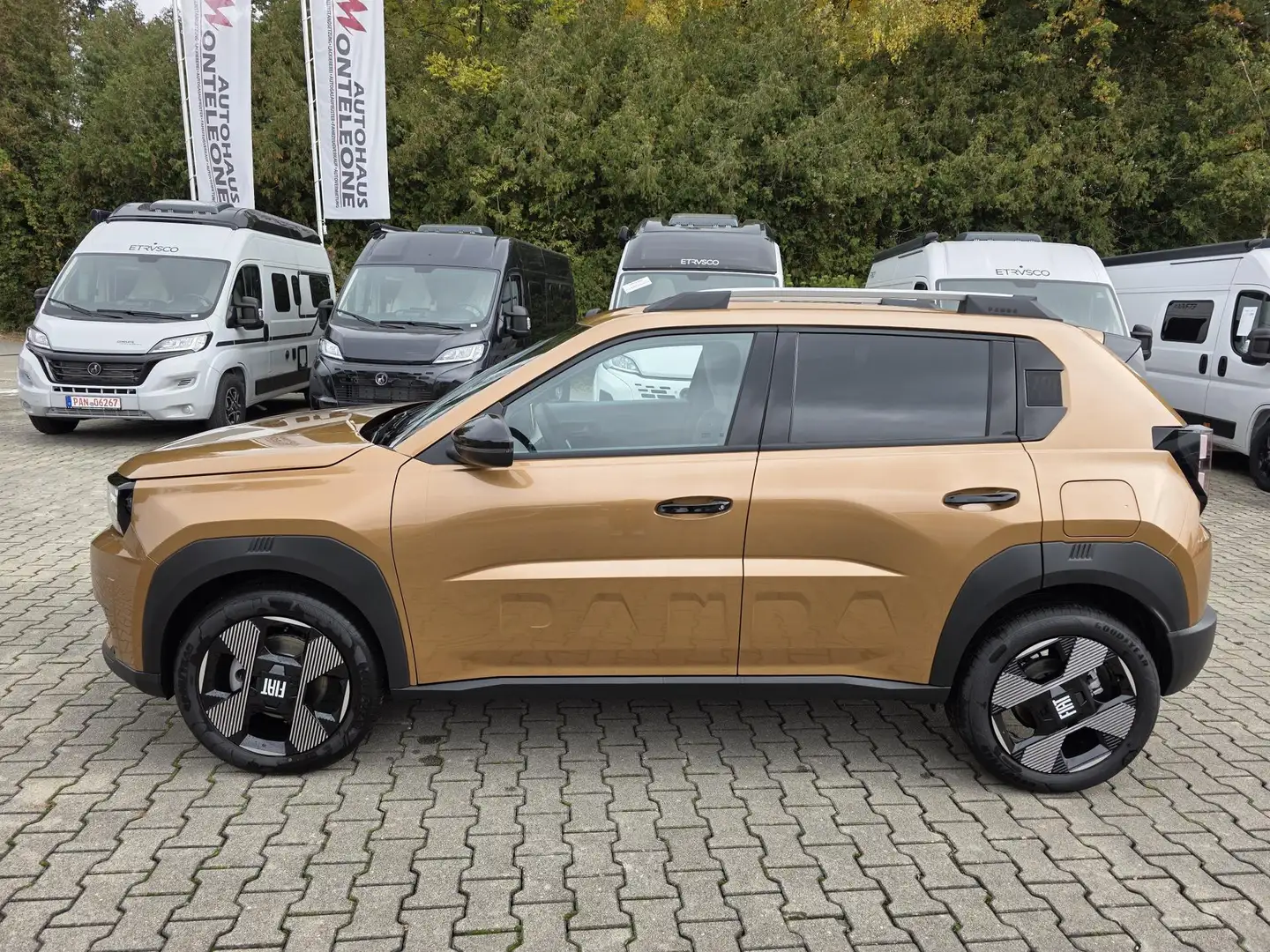 Fiat Grande Panda Gande Panda LA PRIMA Hybrid 1.2 eDCT | Sofort | Bruin - 2