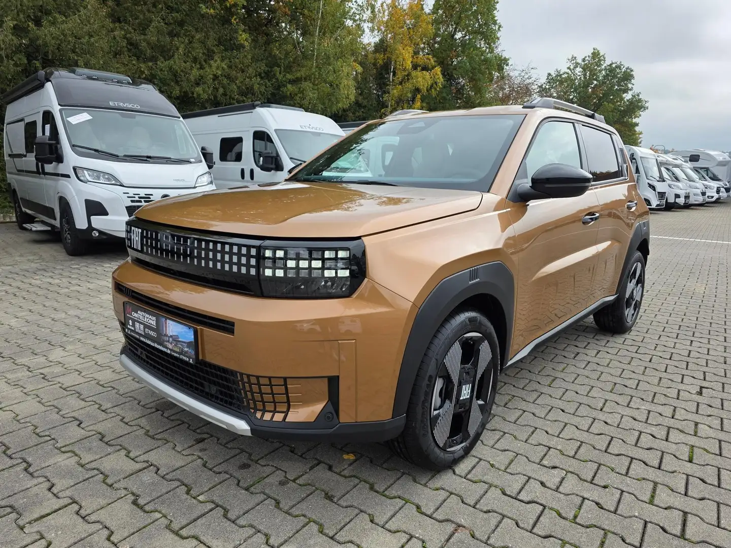 Fiat Grande Panda Gande Panda LA PRIMA Hybrid 1.2 eDCT | Sofort | Bruin - 1