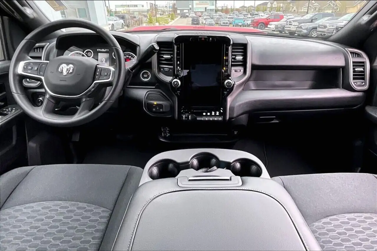 RAM 2500 снимка RAM 2500
