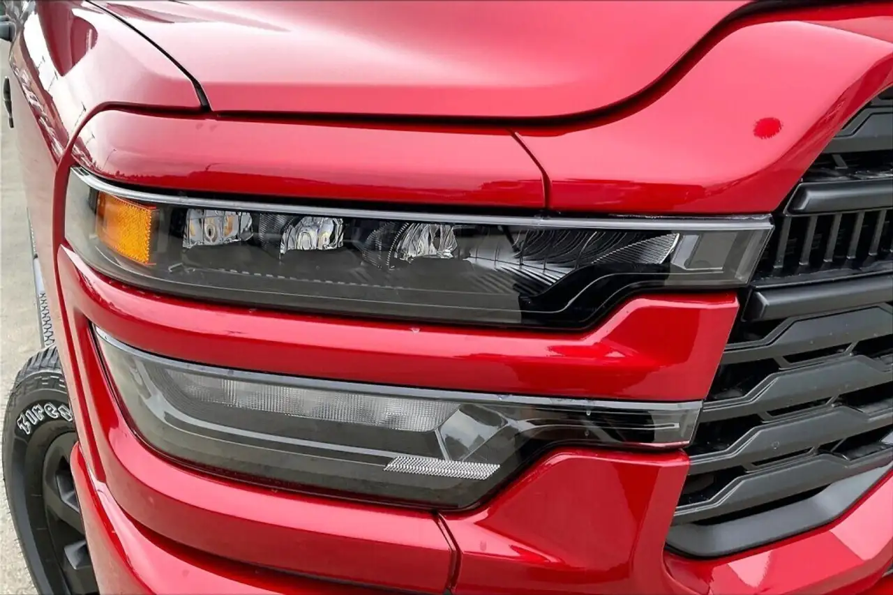 RAM 2500 снимка RAM 2500