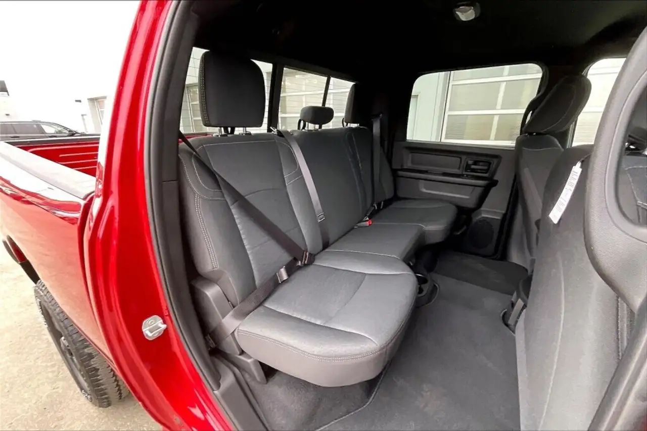 RAM 2500 снимка RAM 2500