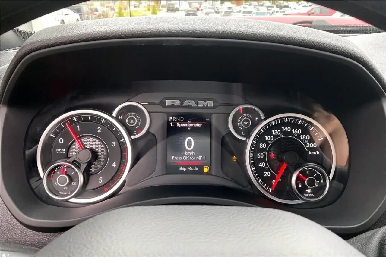 RAM 2500 снимка RAM 2500