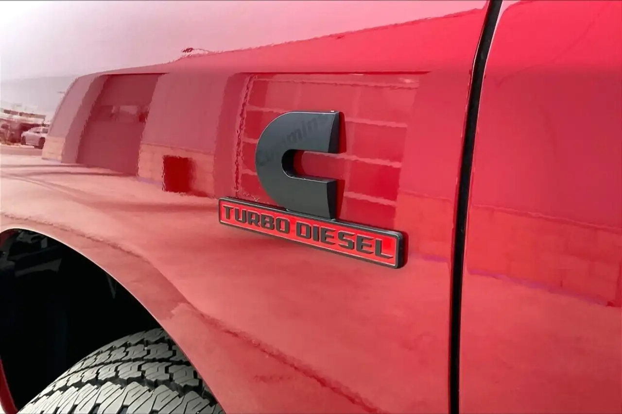 RAM 2500 снимка RAM 2500
