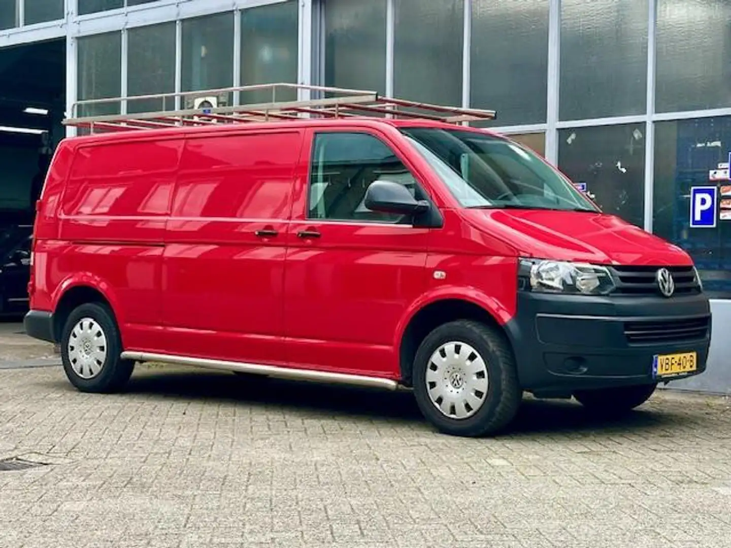 Volkswagen Transporter 2.0 TDI L2H1 BM - 2