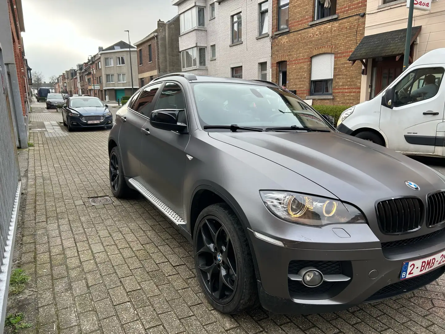 BMW X6 M 3.0 dA xDrive30 Šedá - 2