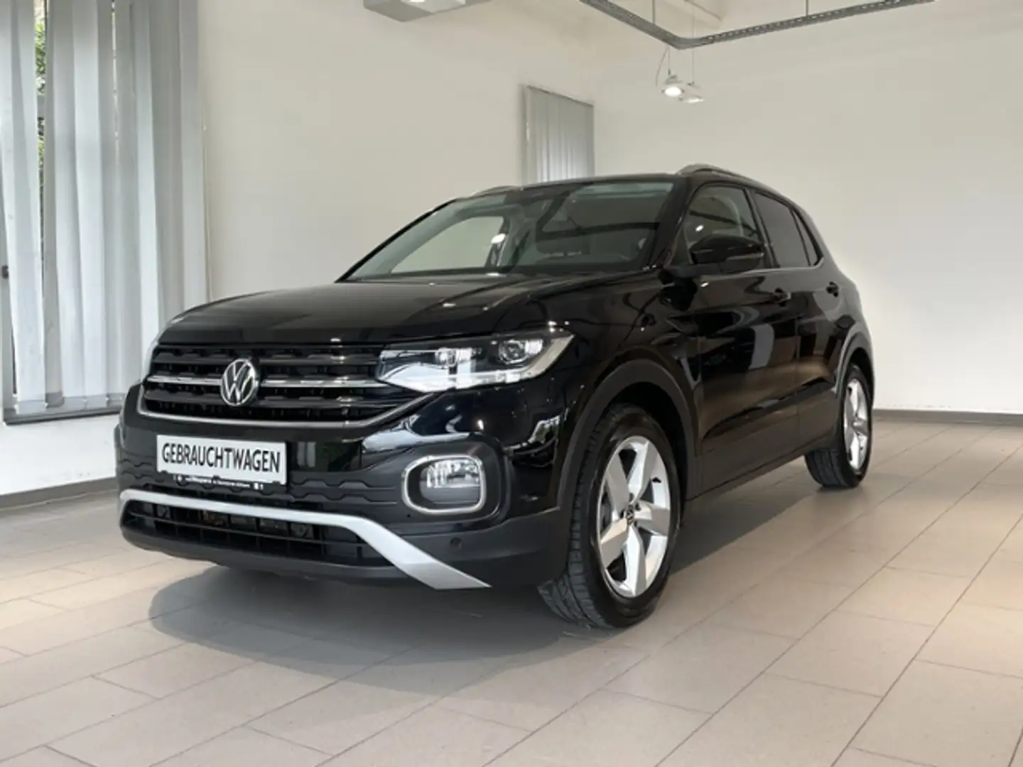 Volkswagen T-Cross 1.5 TSI Style DSG +ALLWETTER Zwart - 2