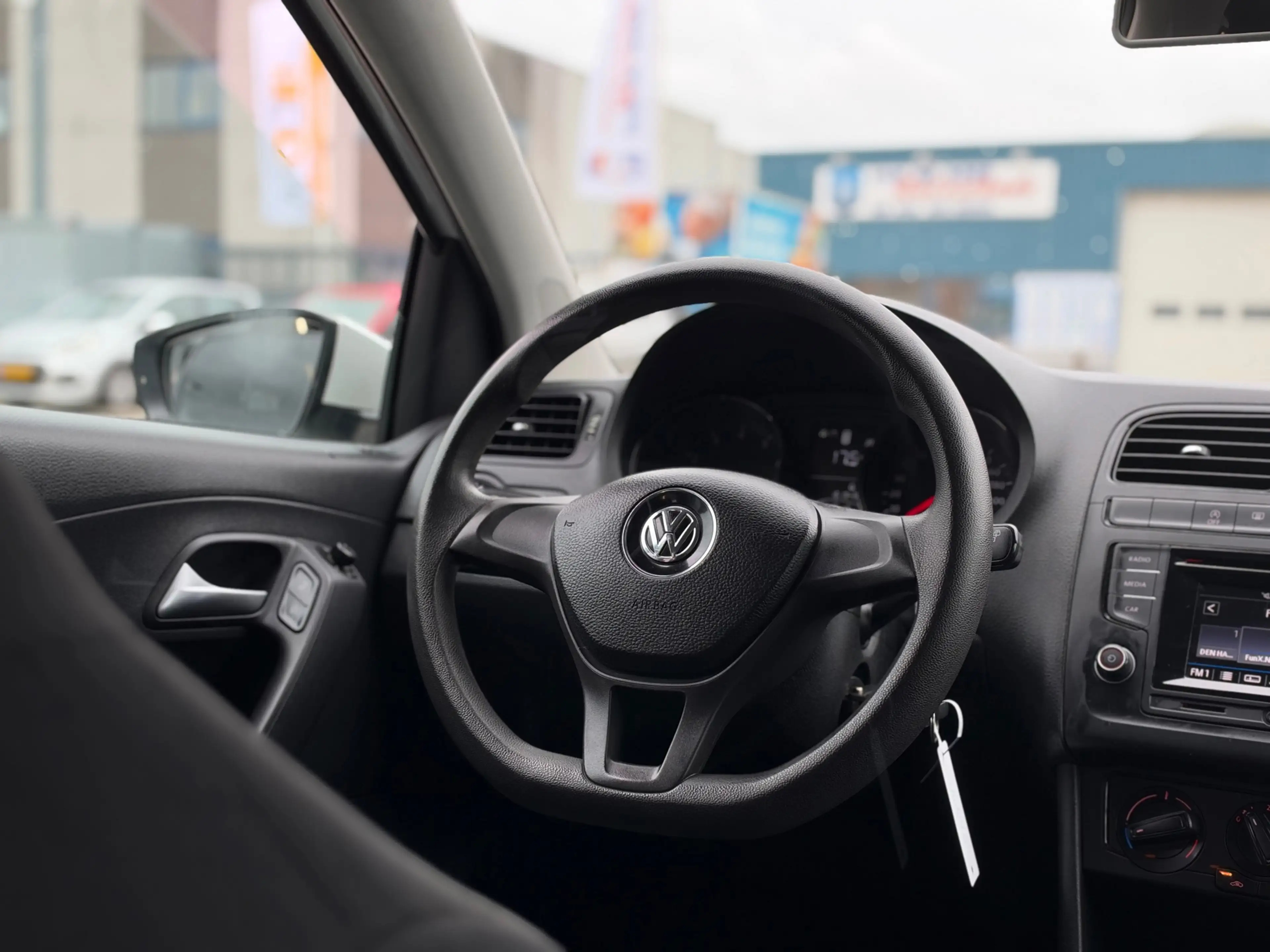 Volkswagen Polo 1.0 Trendline|Airco|El Ramen|5Deurs|APK — photo 5