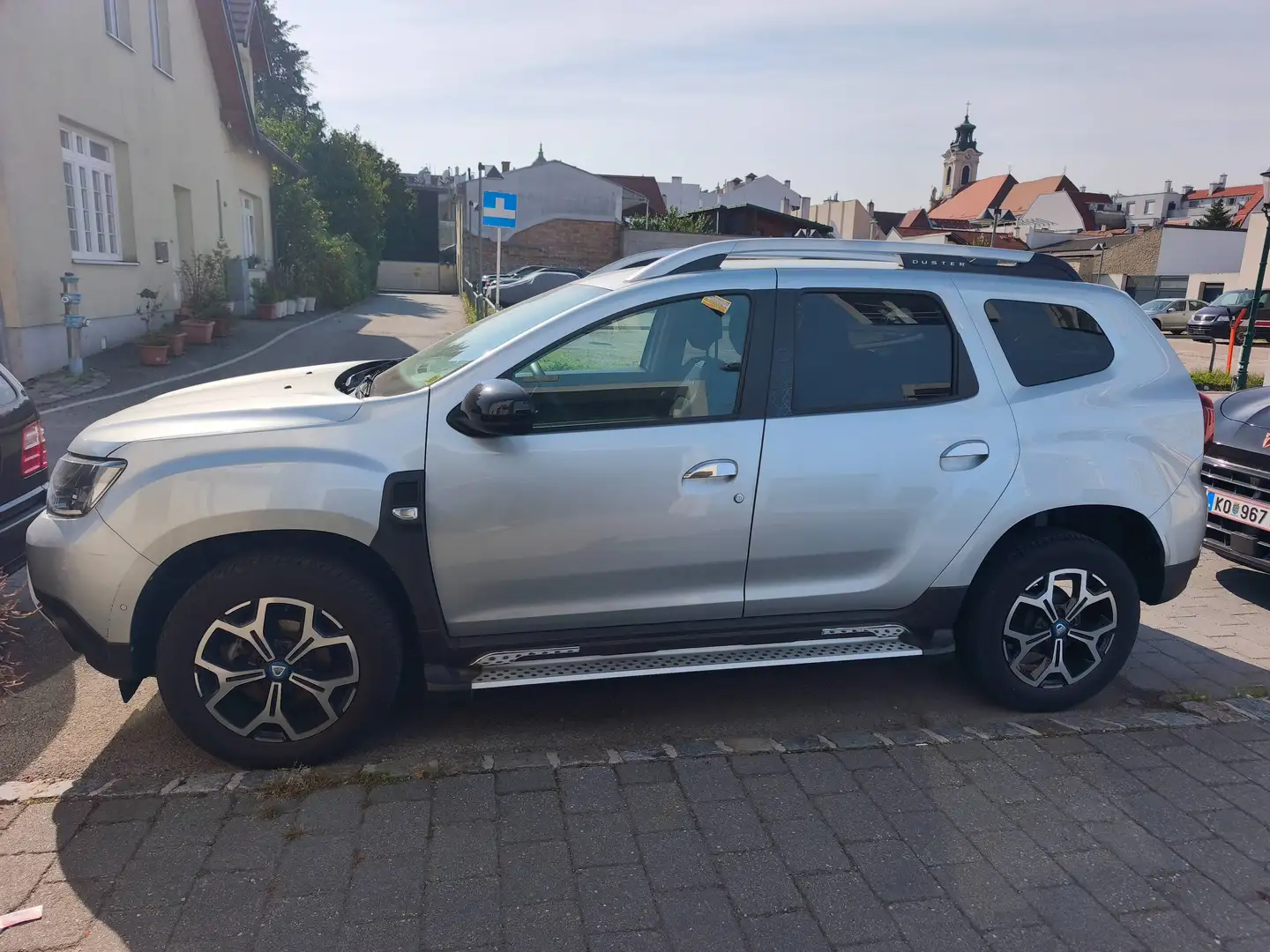 Dacia Duster Duster TCe 130 PF Celebration Celebration Grau - 1