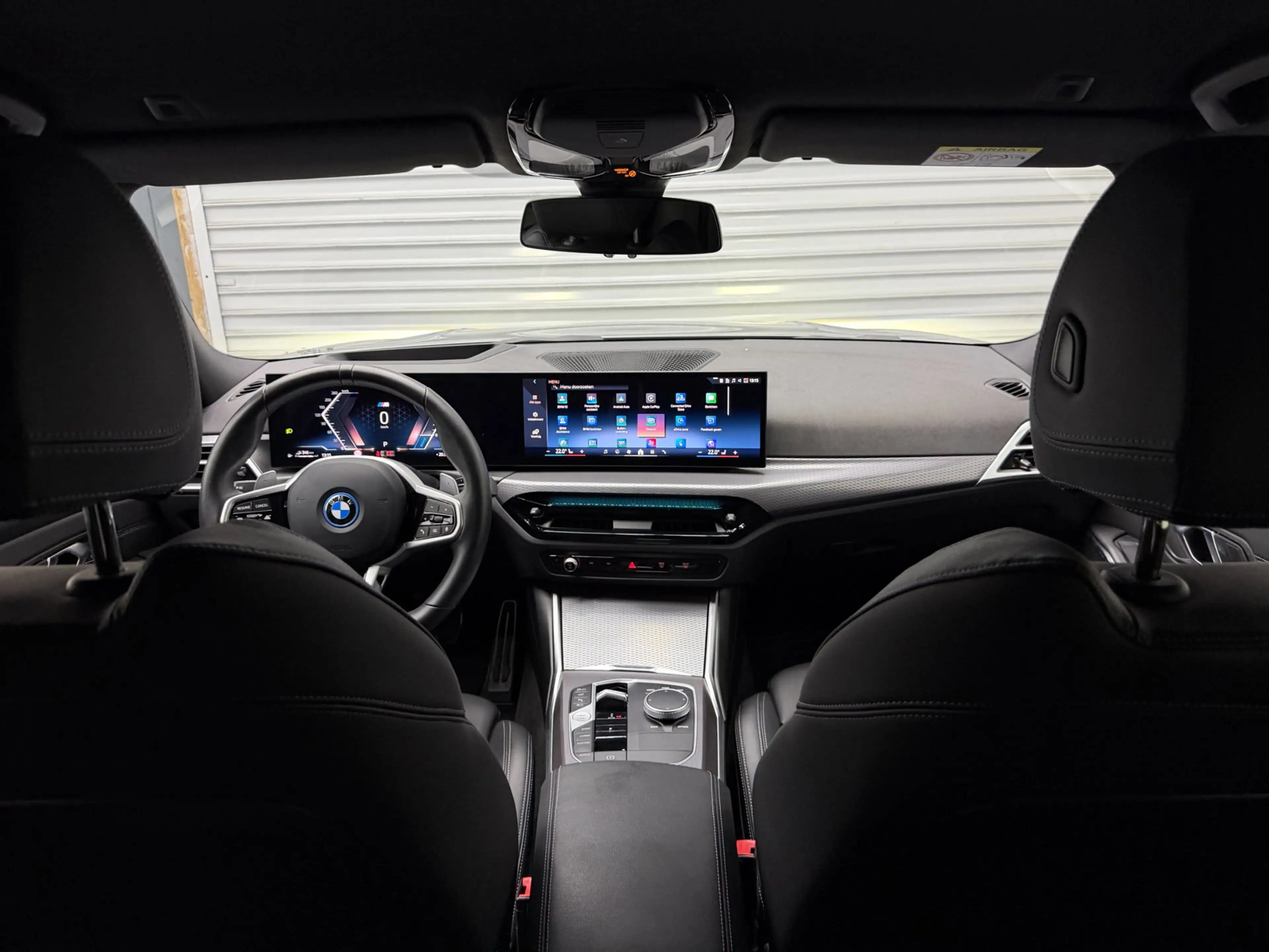 BMW 330 3-serie Touring 330e xDrive M Sport - (360) Camera — photo 16