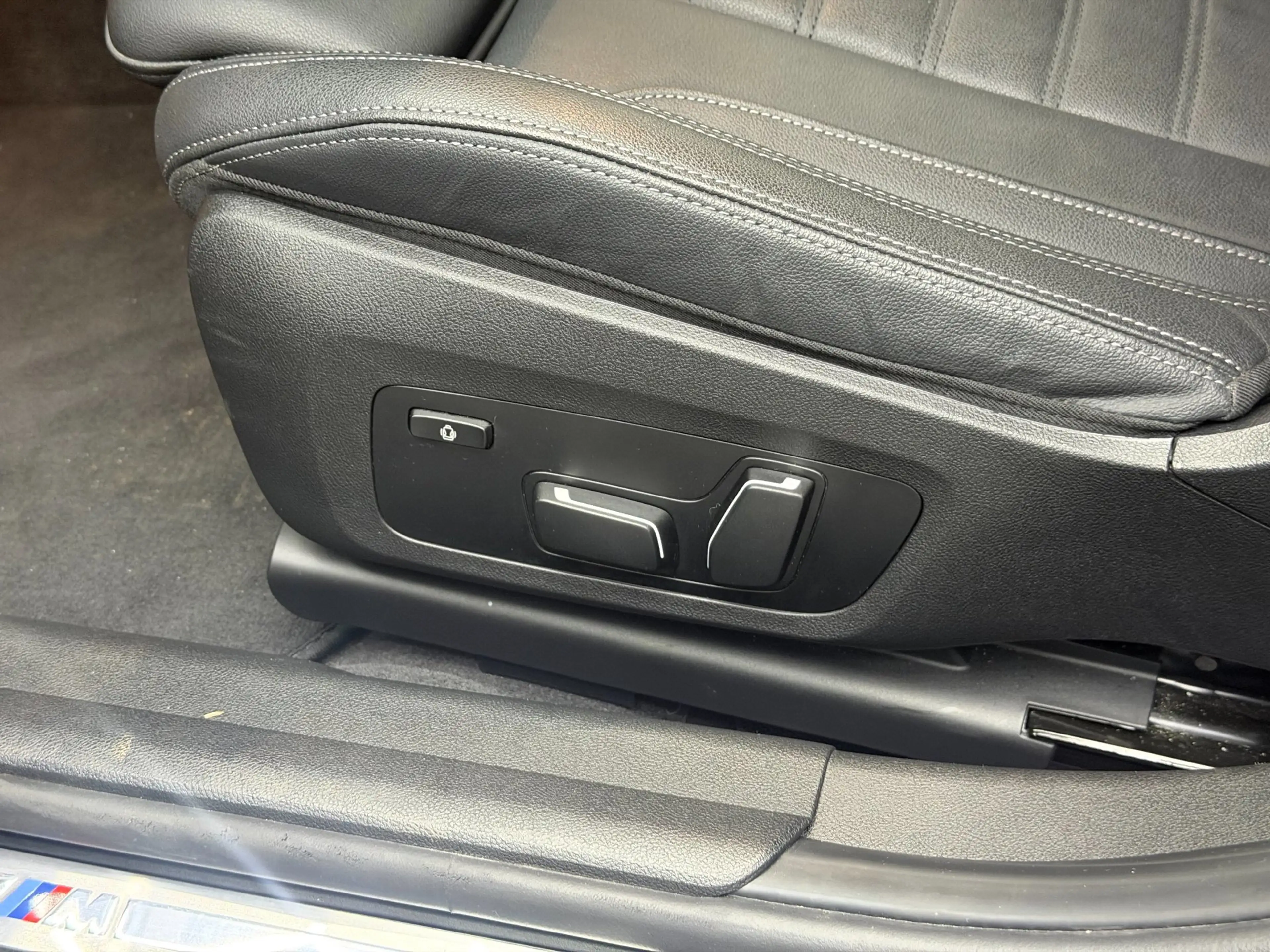 BMW 330 3-serie Touring 330e xDrive M Sport - (360) Camera — photo 11