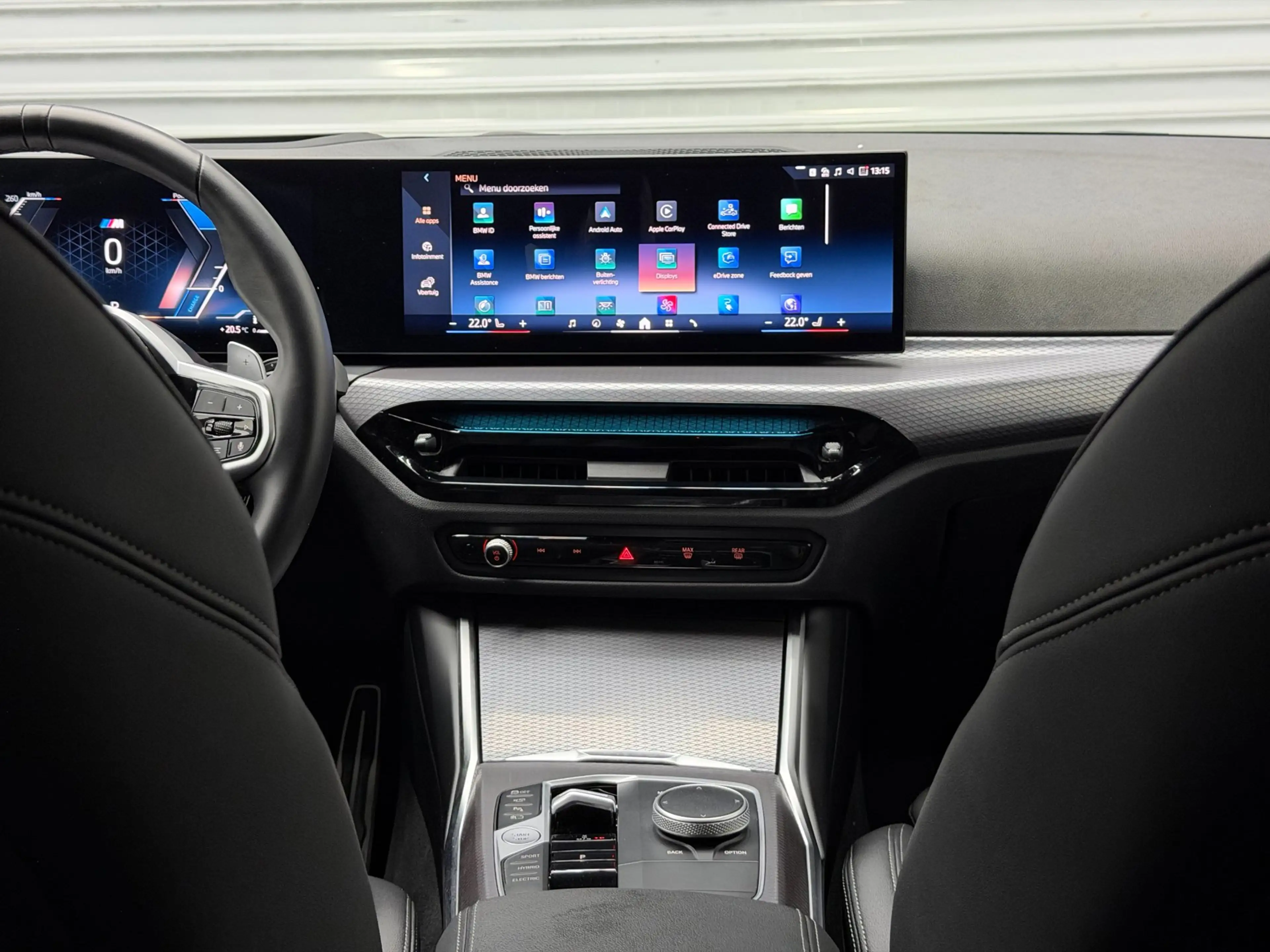 BMW 330 3-serie Touring 330e xDrive M Sport - (360) Camera — photo 18