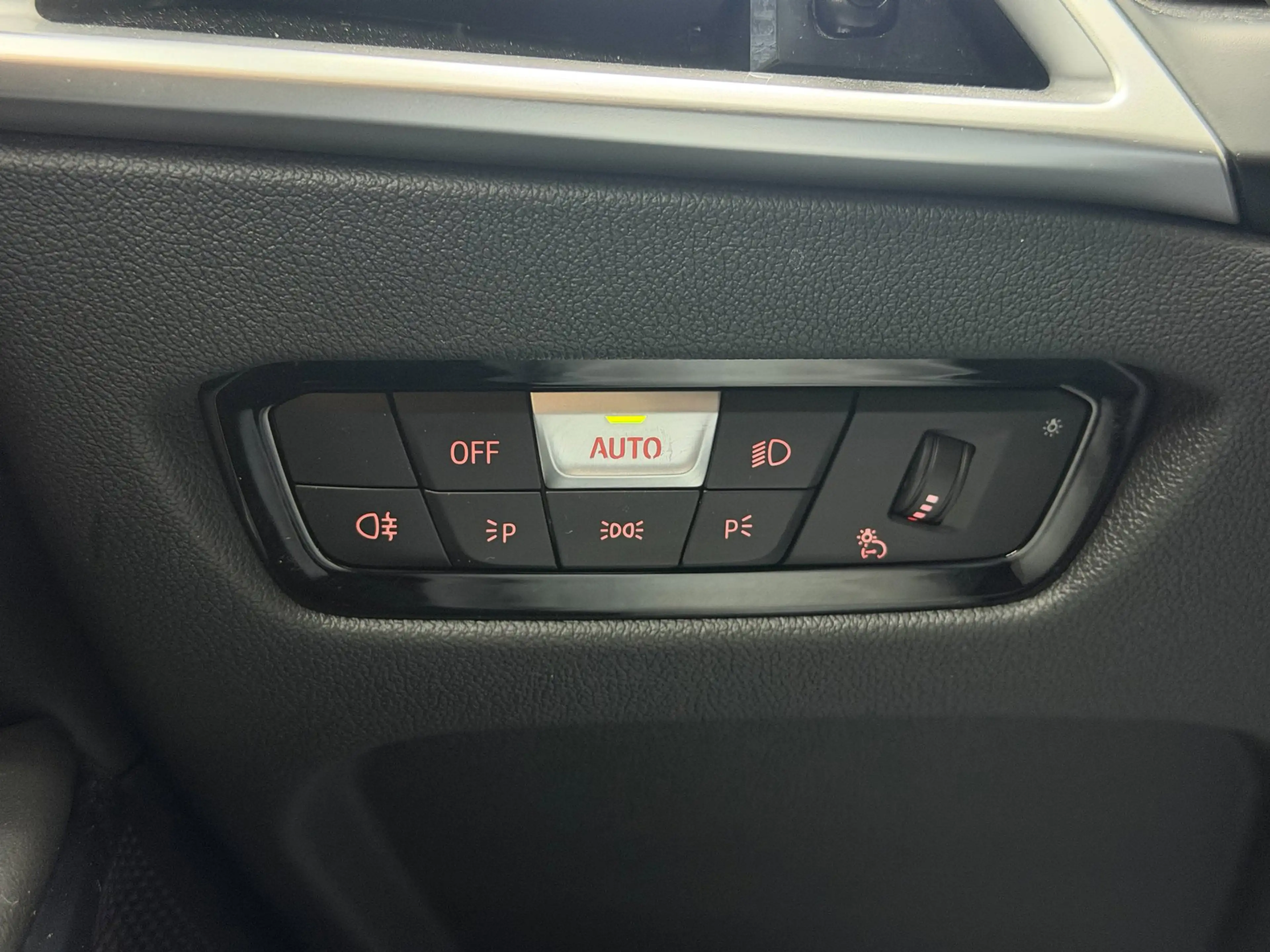 BMW 330 3-serie Touring 330e xDrive M Sport - (360) Camera — photo 37