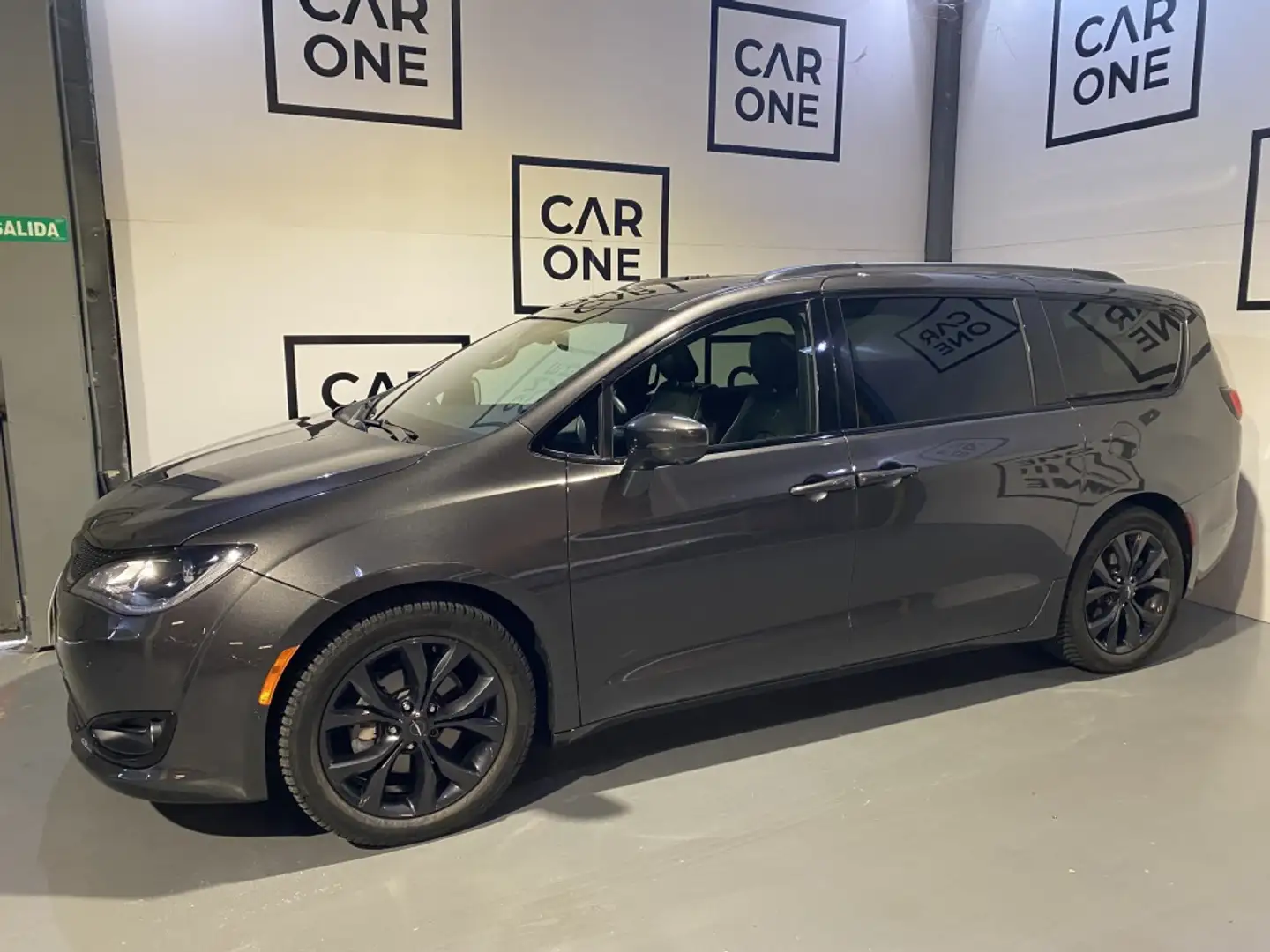 Chrysler Pacifica V6 Negro - 2