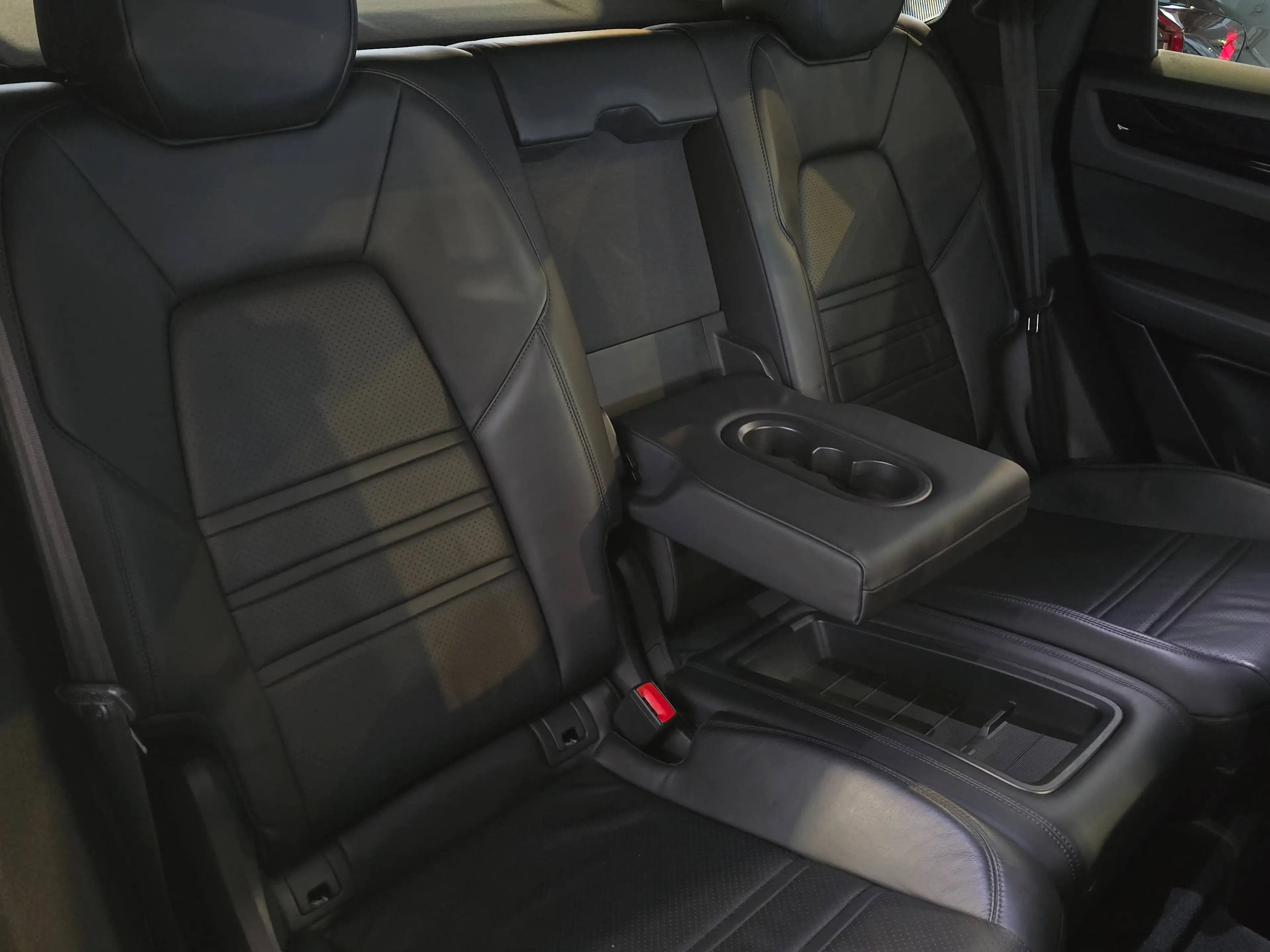 Porsche Cayenne Coupe 🔥/ E-Hybrid / 89000 km / ✔️Porsche Historie — photo 16