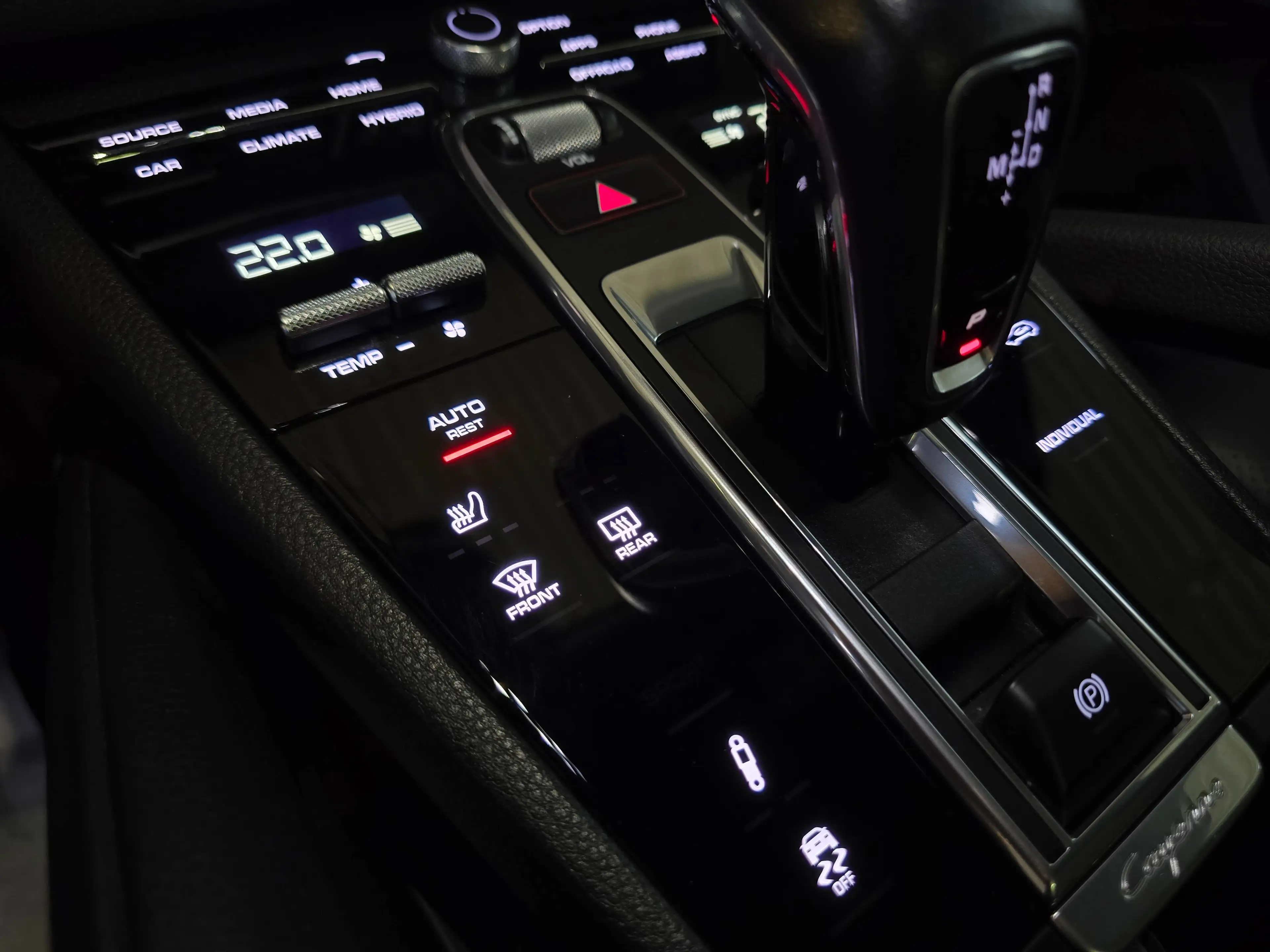 Porsche Cayenne Coupe 🔥/ E-Hybrid / 89000 km / ✔️Porsche Historie — photo 29