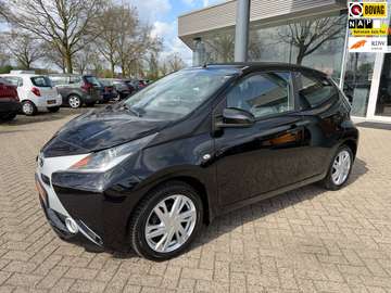 1.0 VVT-i x-wave, Cabrio, Airco, L:m Velgen, Etc