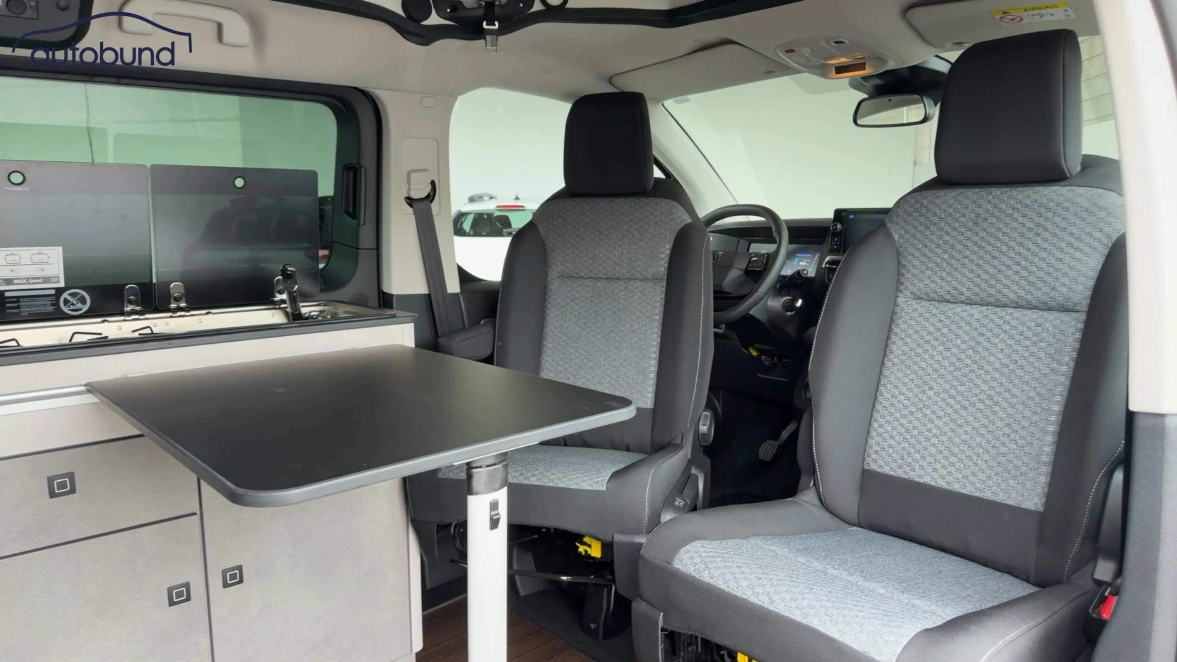Peugeot Traveller Campster 2,0 BlueHDI 145 Alu KA LED Link LRH PDC — photo 8