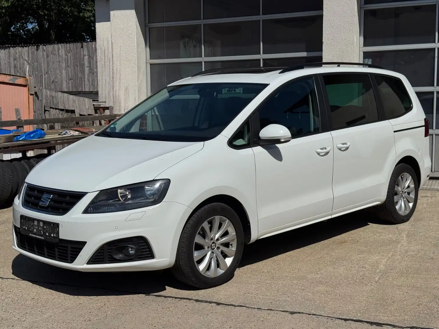 SEAT Alhambra Style PANORAMA+8FACH+1.HAND Weiß - 1