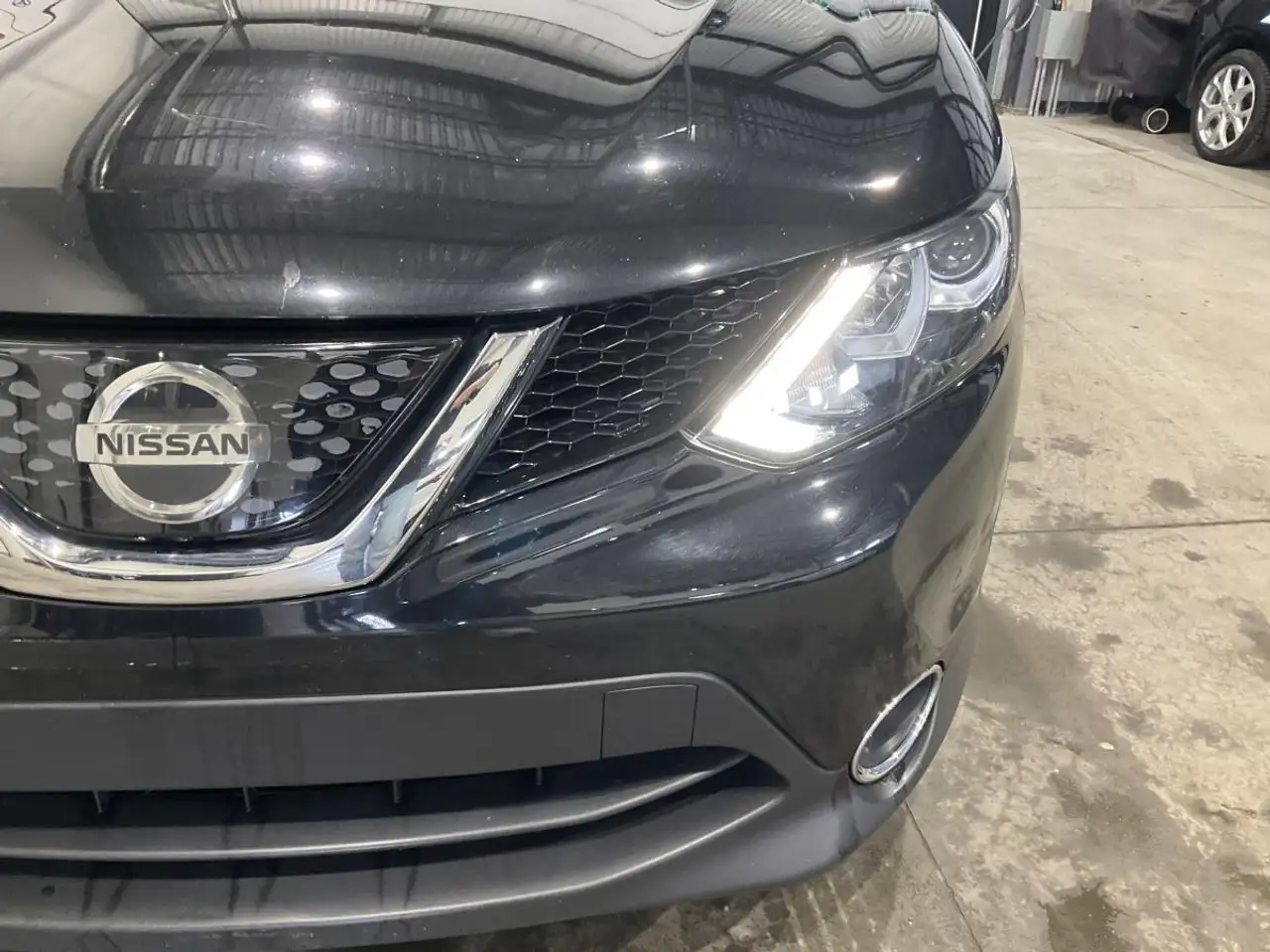 Nissan Qashqai снимка Nissan Qashqai