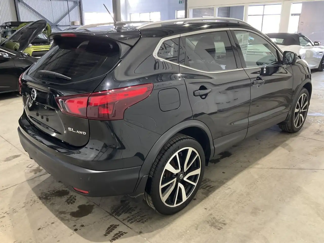 Nissan Qashqai снимка Nissan Qashqai
