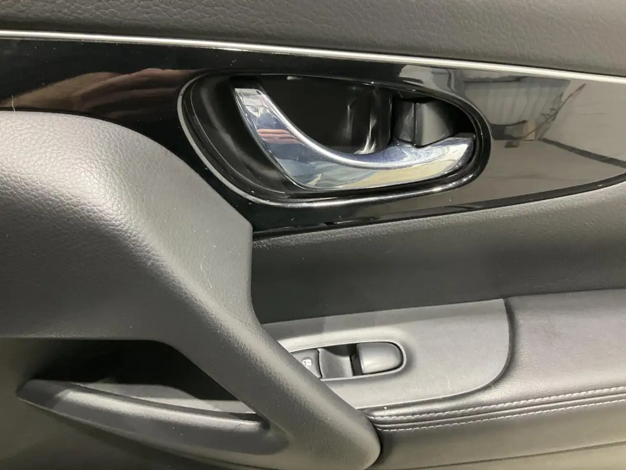 Nissan Qashqai снимка Nissan Qashqai