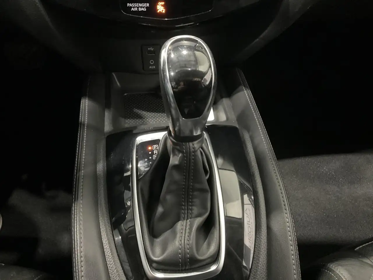 Nissan Qashqai снимка Nissan Qashqai