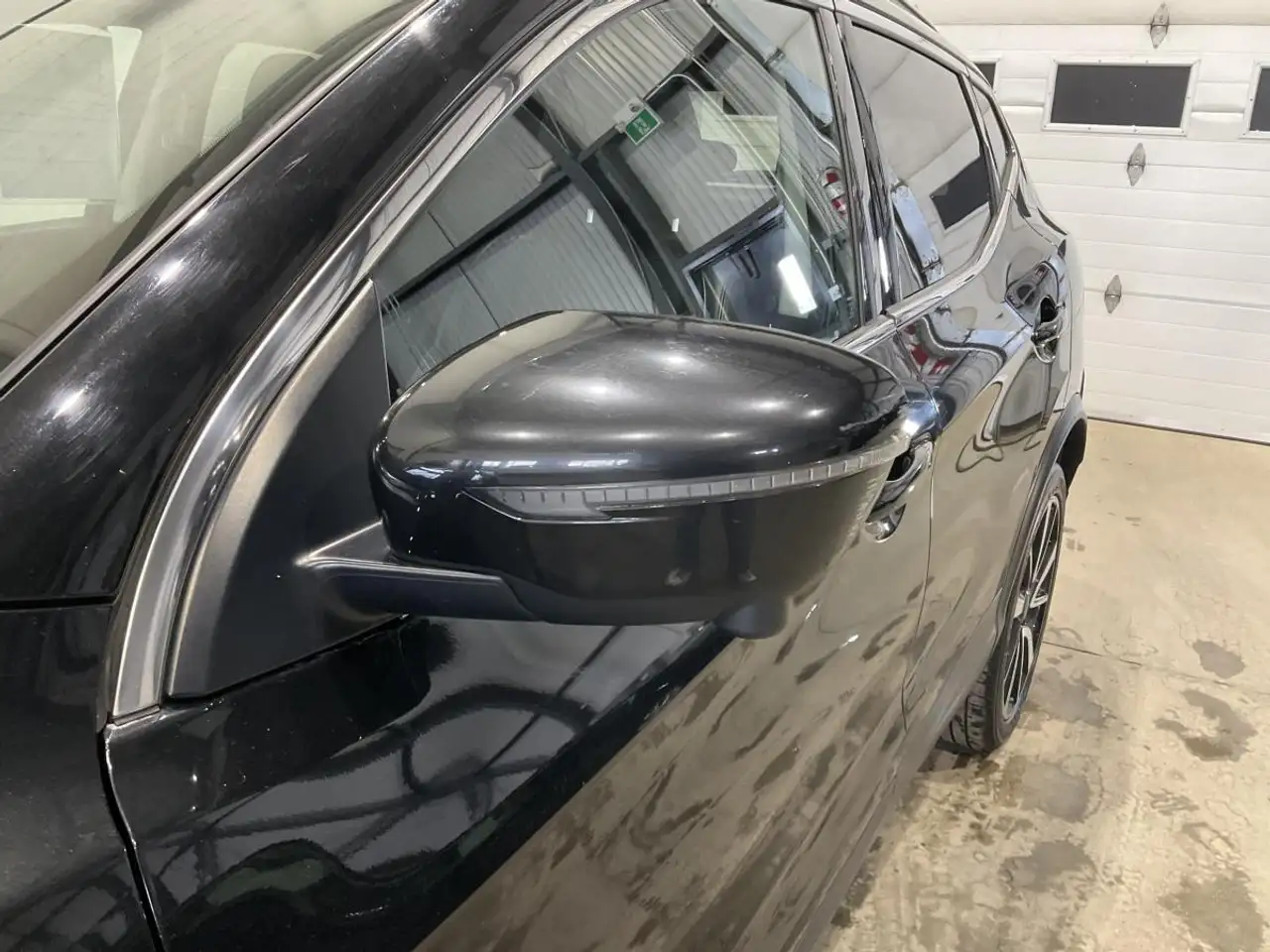 Nissan Qashqai снимка Nissan Qashqai