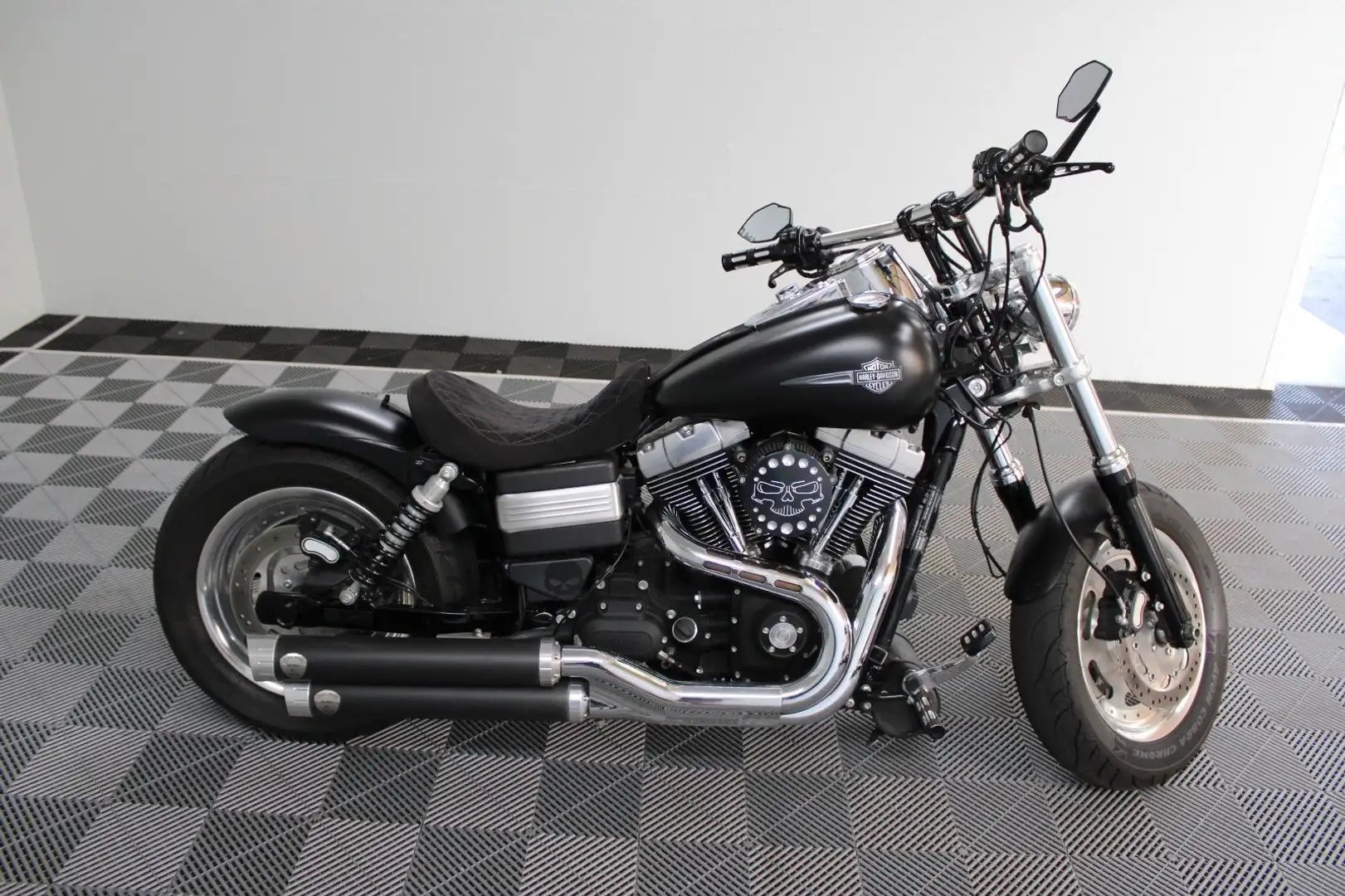 Harley-Davidson FXD F FAT BOB / BOBBER 5HD Penzl Černá - 2