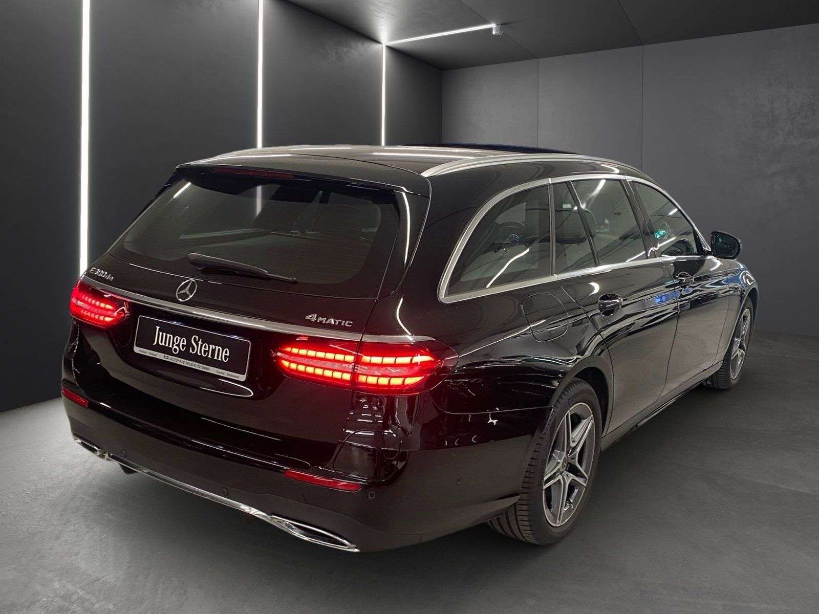 Mercedes-Benz E 300