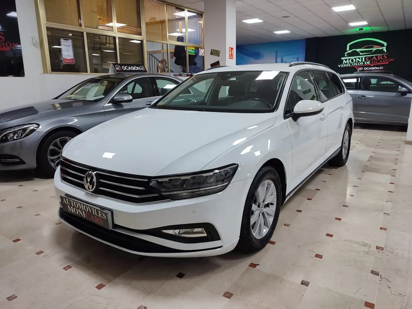 Volkswagen Passat Variant 1.6TDI Advance DSG7 88kW Weiß - 1