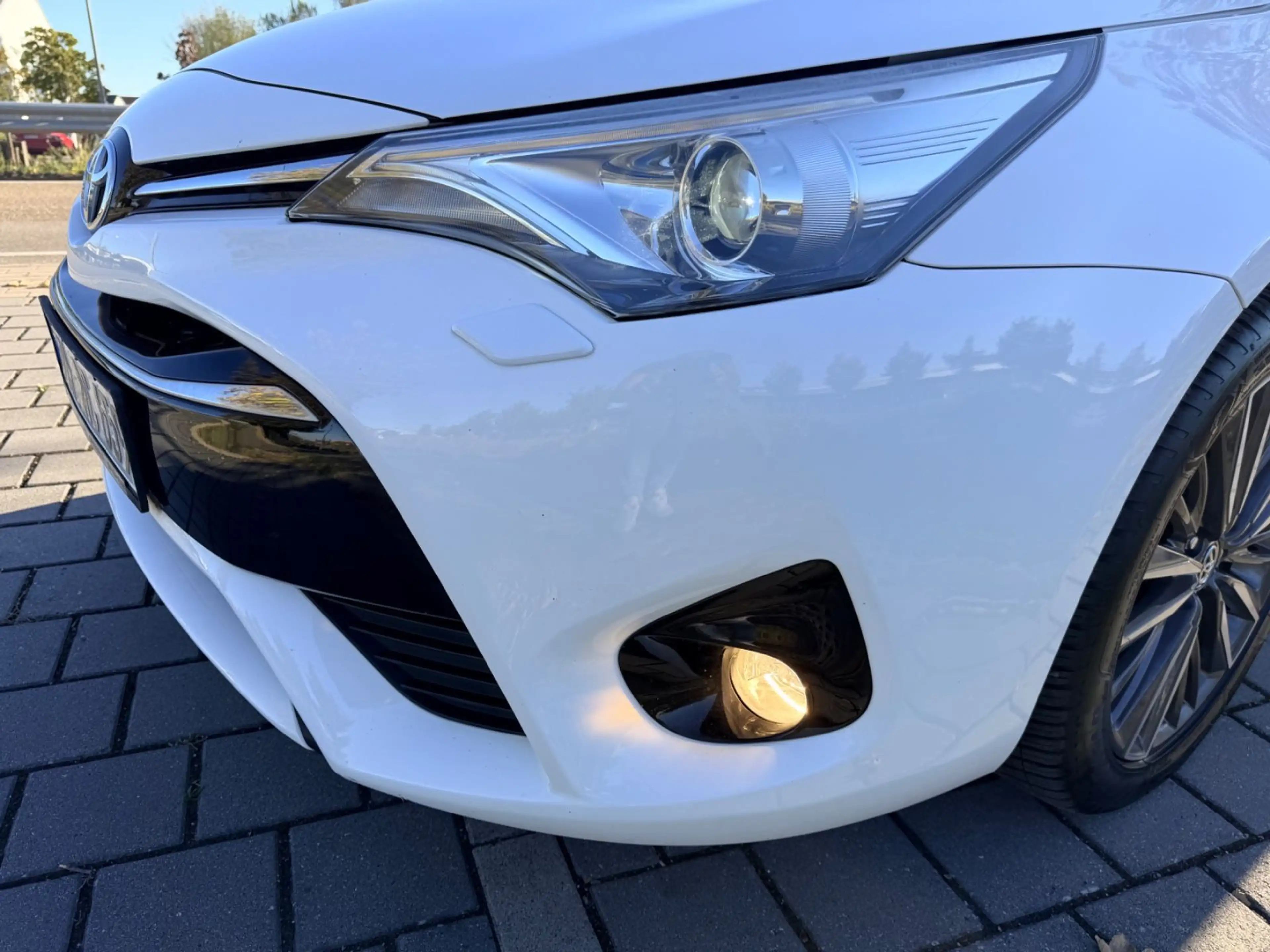 Toyota Avensis Touring Sports Team D — photo 18