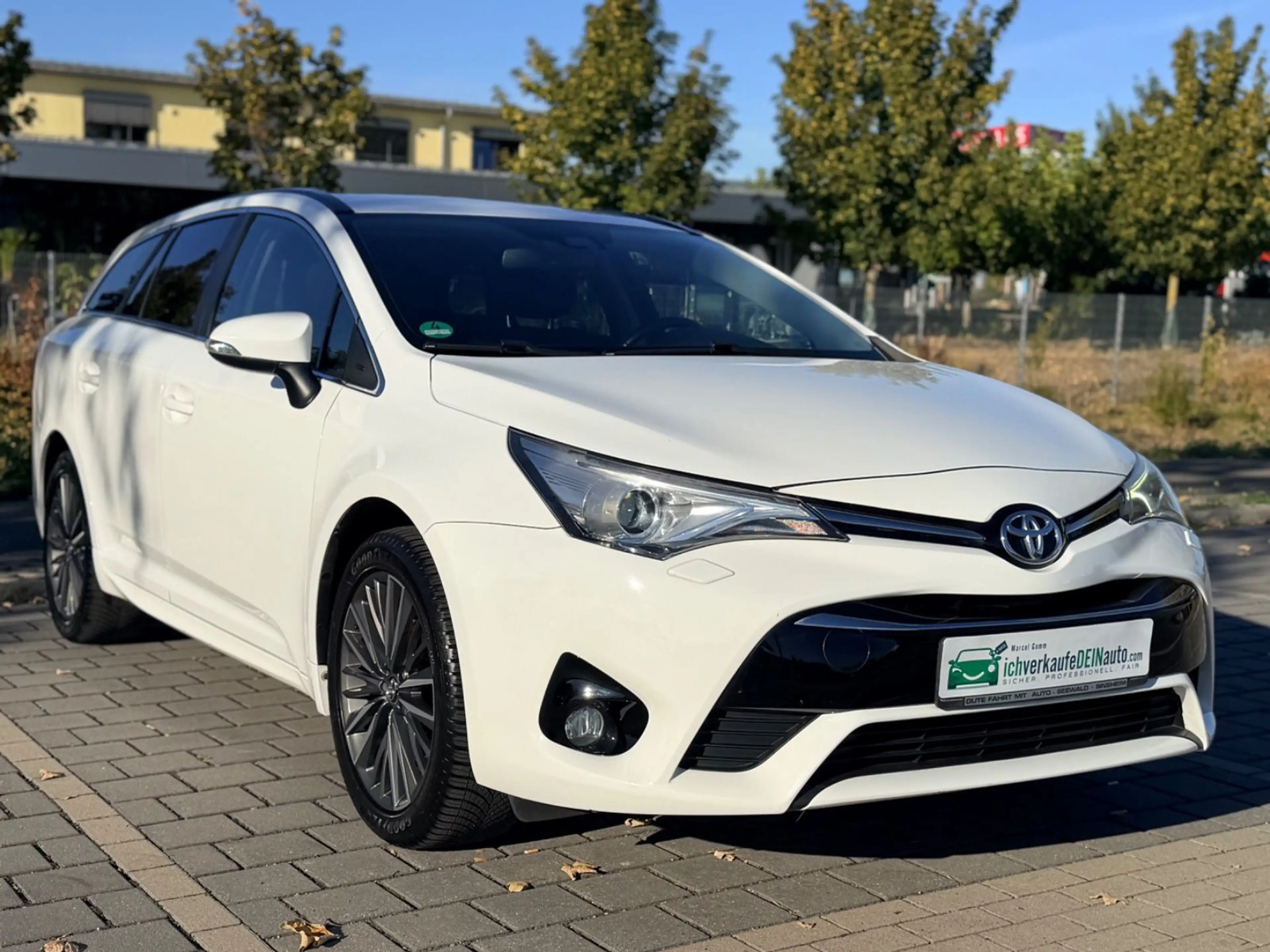 Toyota Avensis Touring Sports Team D — photo 5