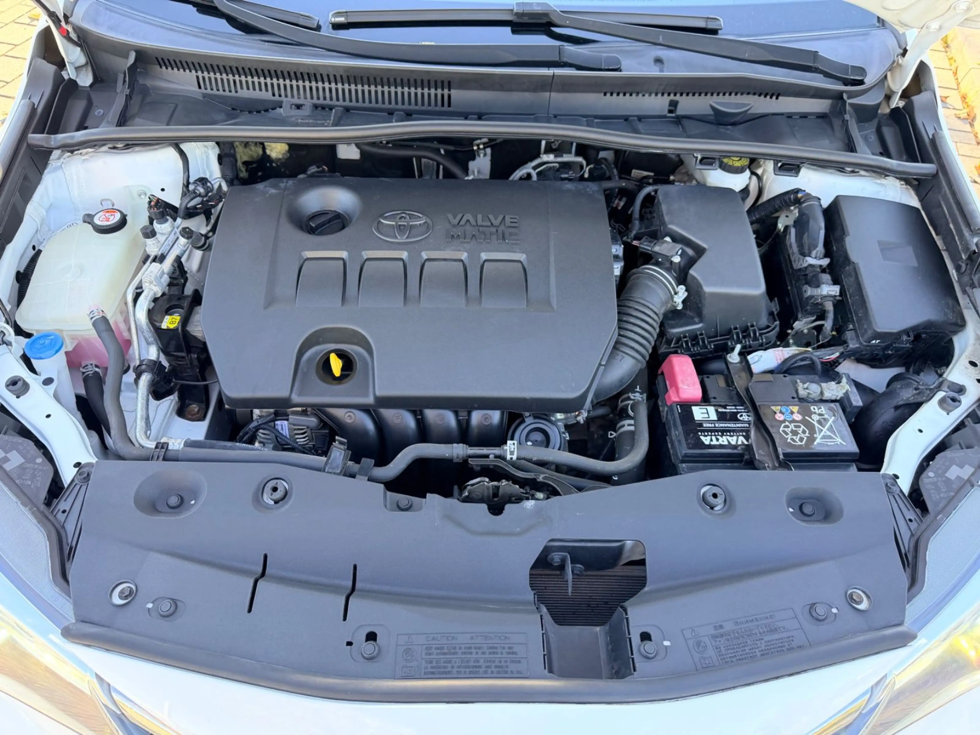 Toyota Avensis Touring Sports Team D — photo 43